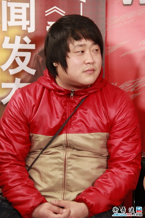 人气演员 高世震